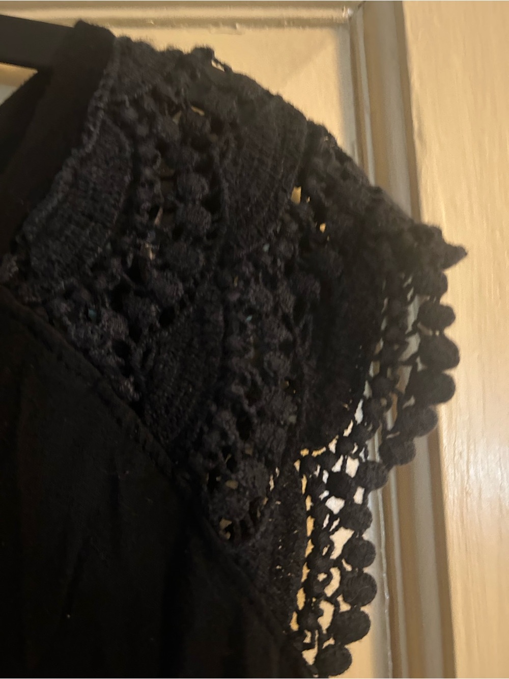 Ava & Viv Black Crochet-Trim V-Neck Women's sleeveless Top - Picture 4 of 7
